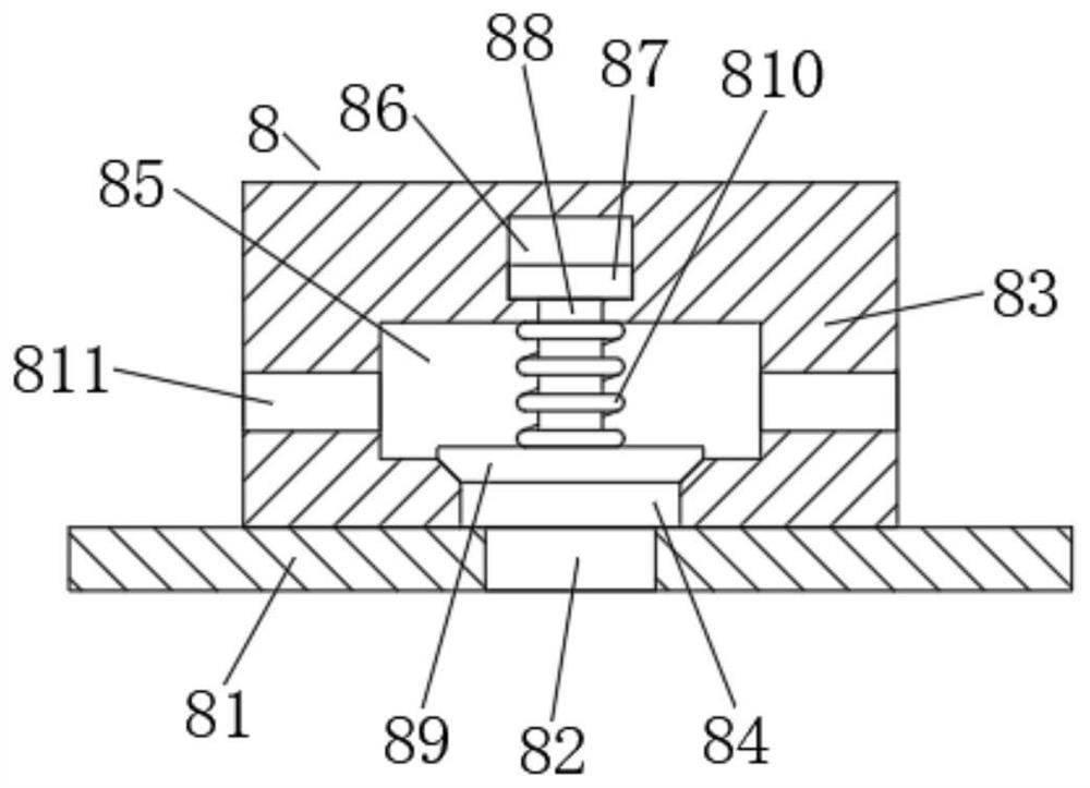 Odor filtering device for toilet pipeline and use method thereof