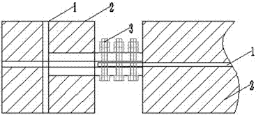 Steel and wood structure combined assembling type building component