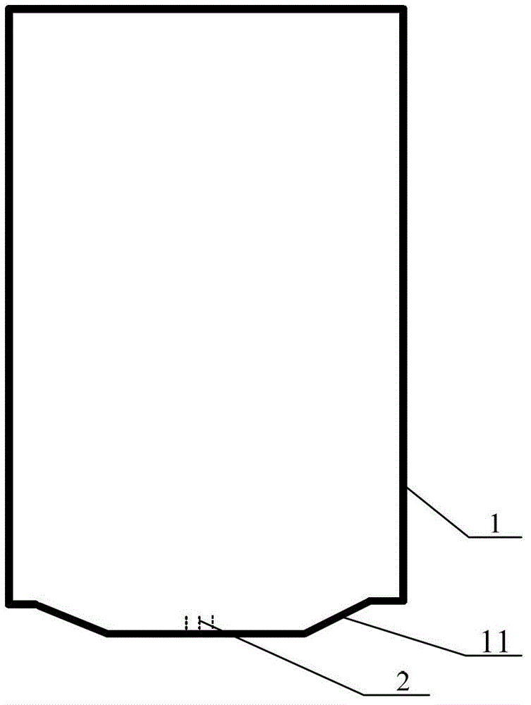 Lithium ion battery case with prefabricated burrs on bottom and lithium ion battery preparation method