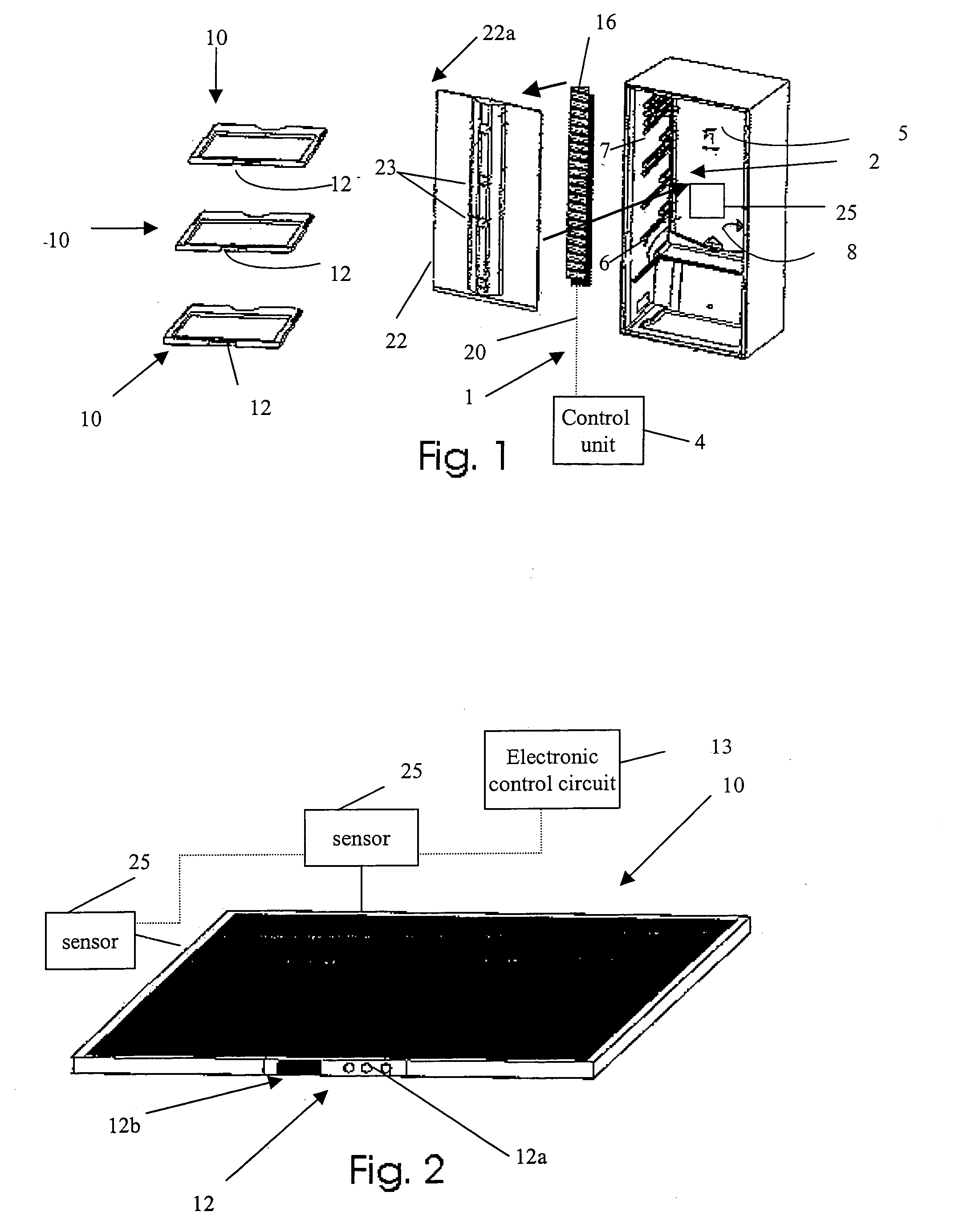 Refrigerator with internal compartment divisible into independent temperature zones