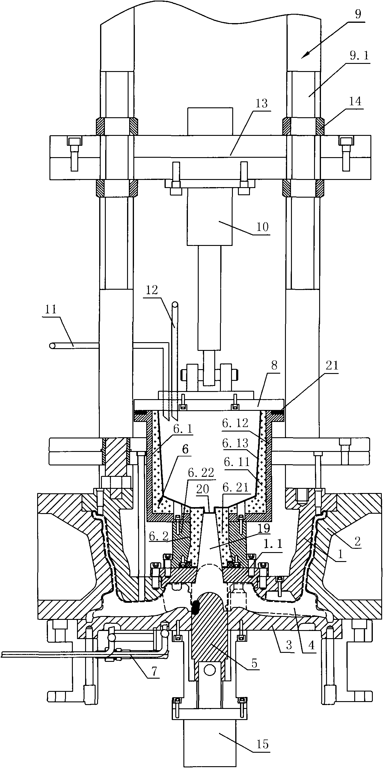 Aluminum alloy wheel gravity casting die and casting method thereof