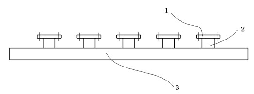 Auxiliary device for manufacturing main bearing oil feeding pipe of marine diesel machine and main bearing oil feeding pipe manufacturing method