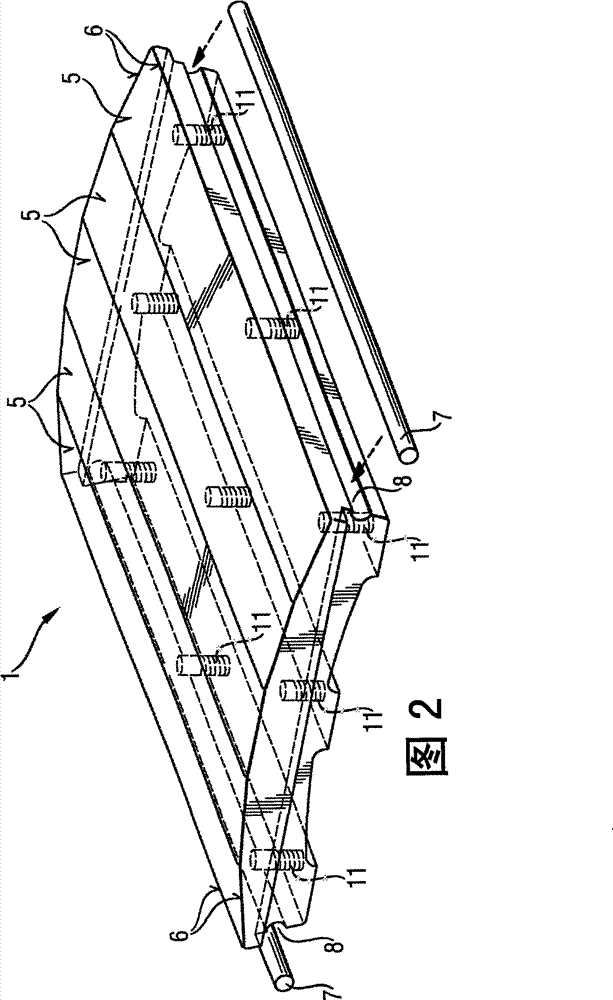 Device and method for comminuting coarsely crushed polycrystalline silicon