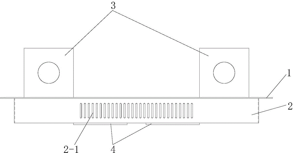 Integrated illuminating and ventilating structure of car of elevator