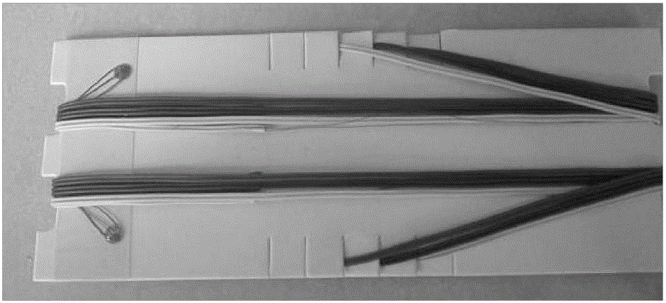 Resistance strain gauge bonding and calibration method capable of measuring contact pressure of disc friction pair