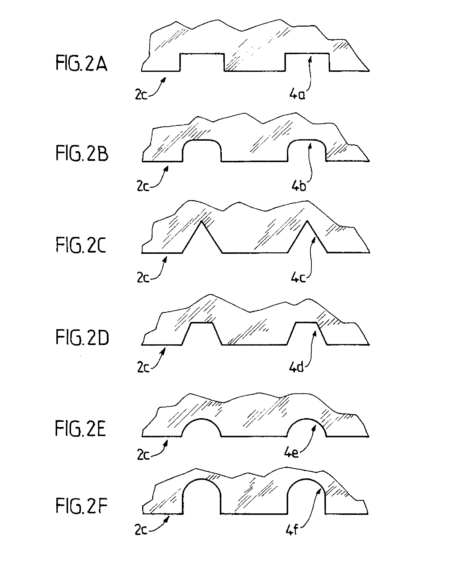 Notched spatula applicator and adhesive composition for laying parquet