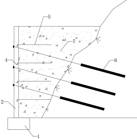 Anchor cable-reinforced soil combined retaining member and construction method thereof