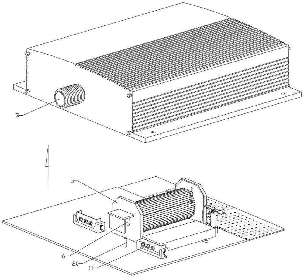 Miniaturized efficient heat dissipation wavelength division multiplexer