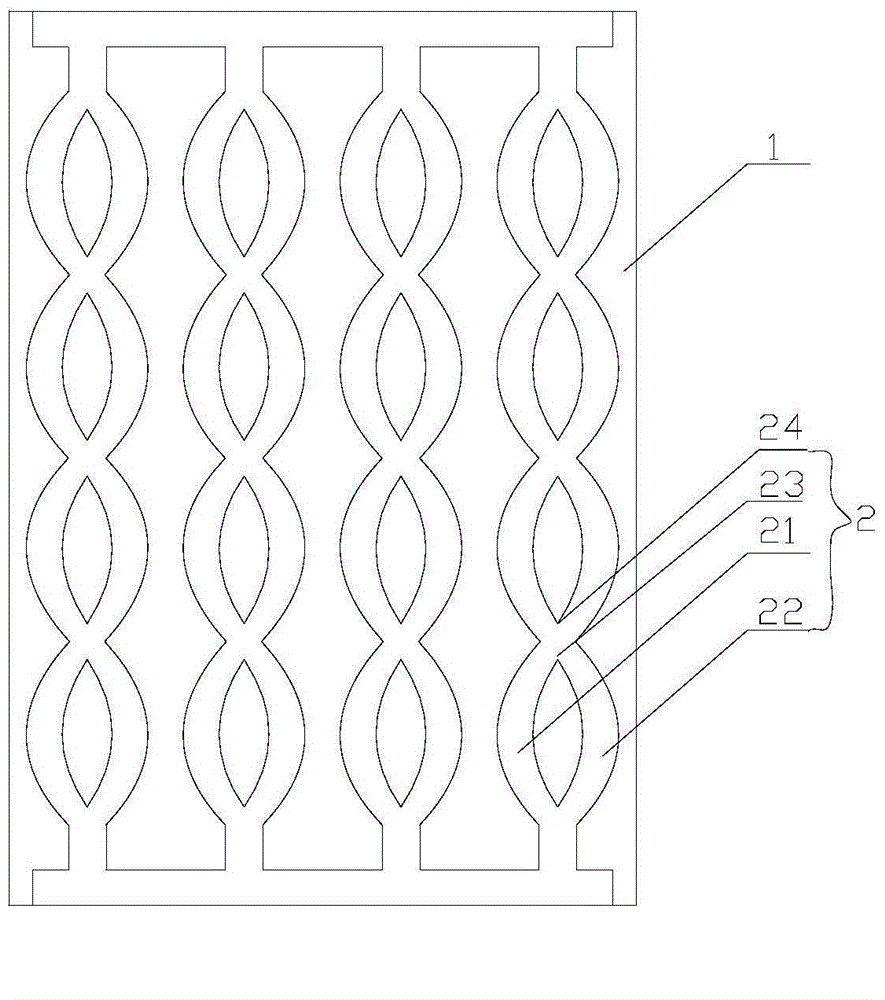 Chain type staggered micro-channel structure