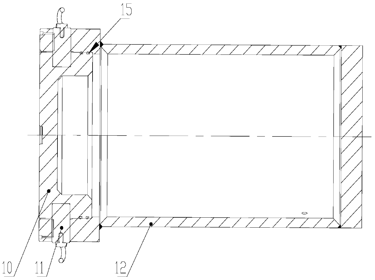 Pressure tank device for simulating deep oversea external pressure test