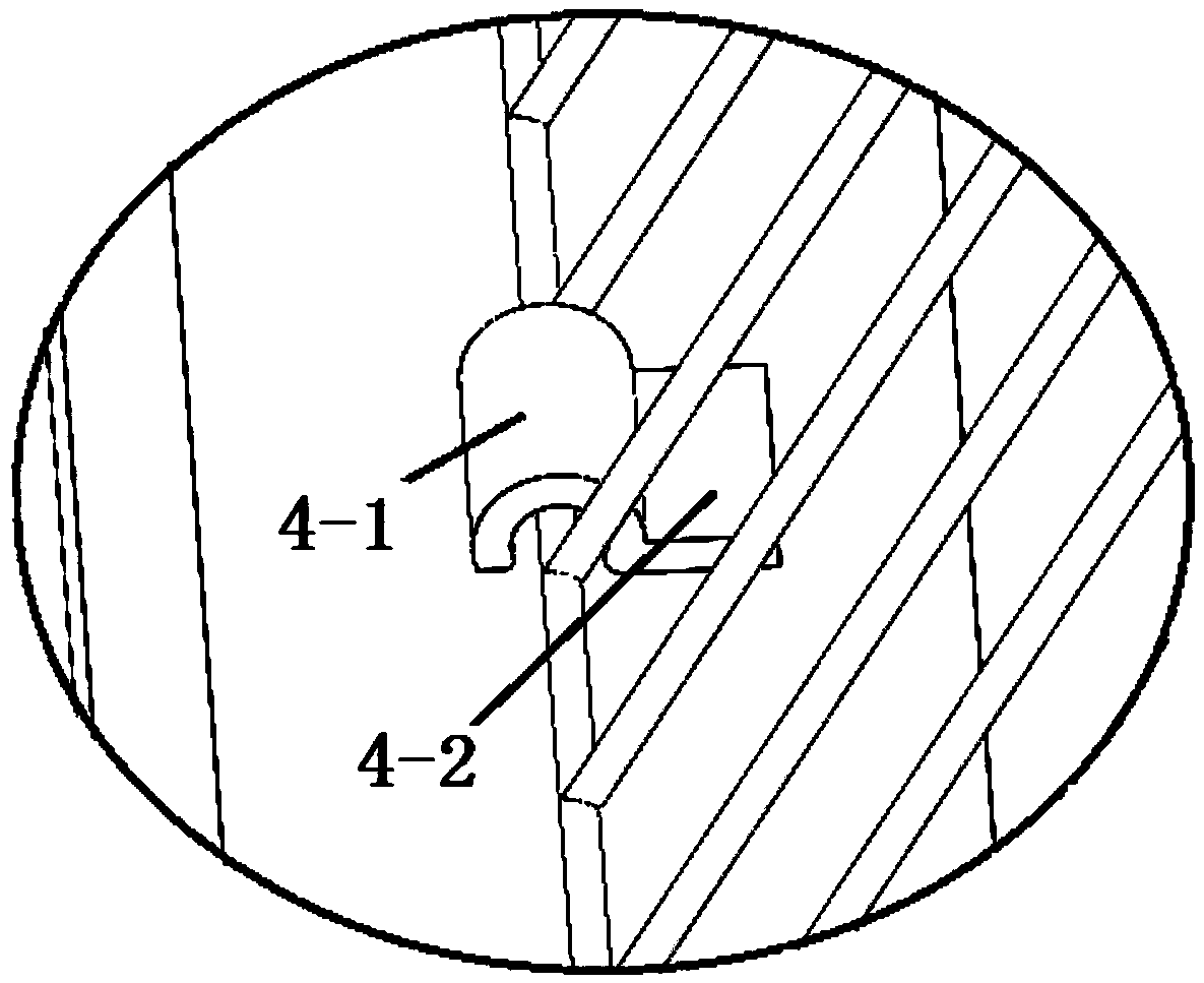 Anti-bending pallet used for baking crust of cooked rice