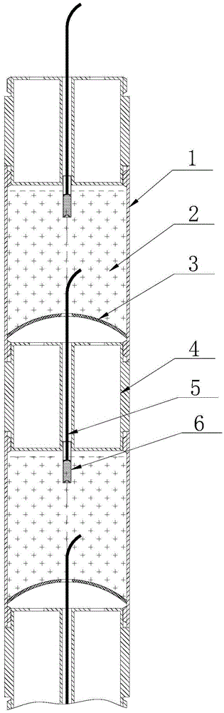 Combination type water-filling energy accumulation epicentre device for seismic exploration