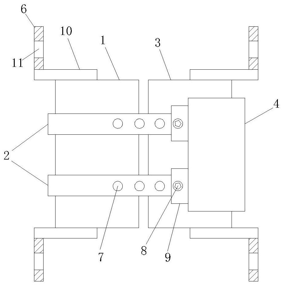 A quick release hinge