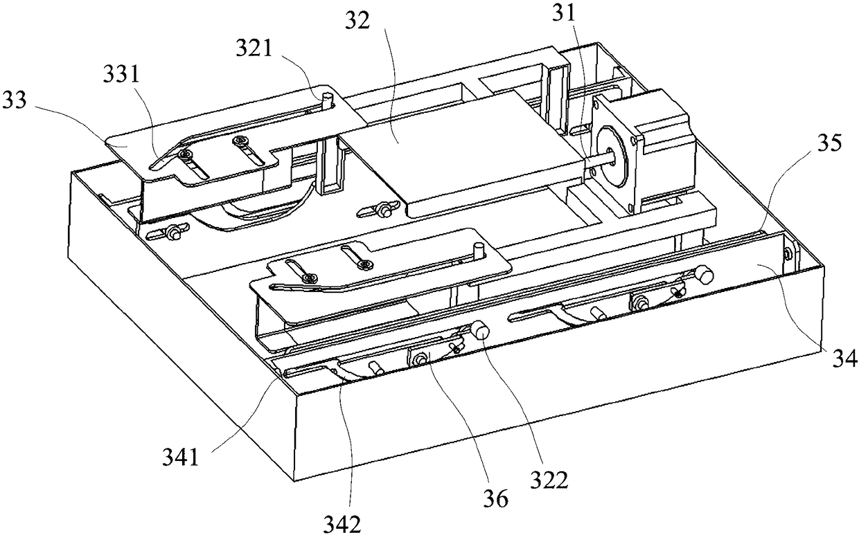 Invoice pushing mechanism and automatic invoice selling machine and method