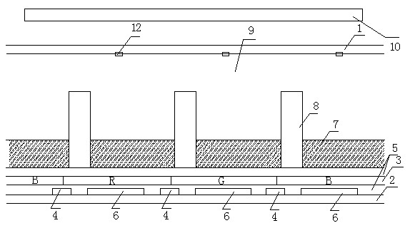 Electrowetting display device based on photoluminescence effect