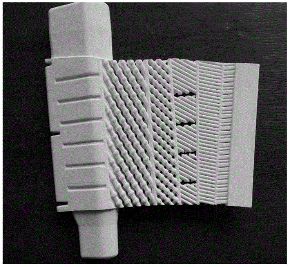 Improved alumina ceramic core and preparation method thereof