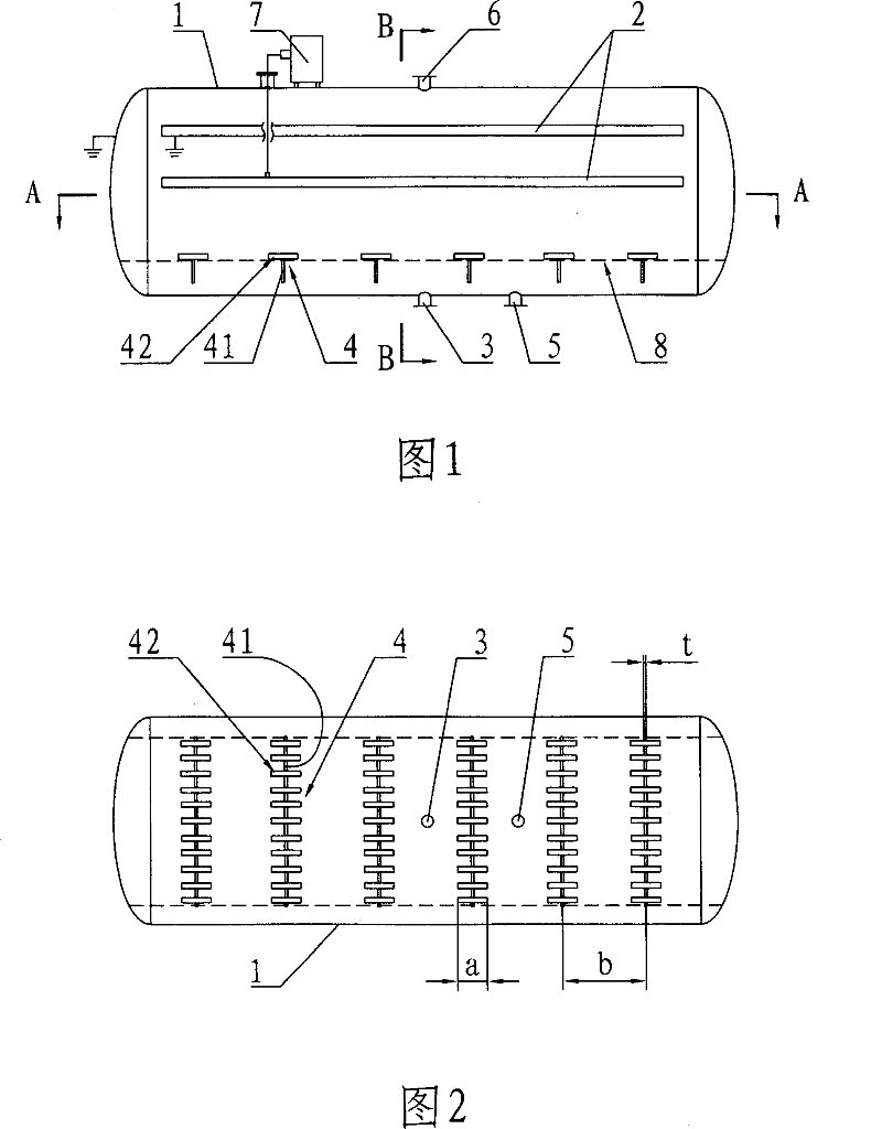 Electric desalting and dewatering tank