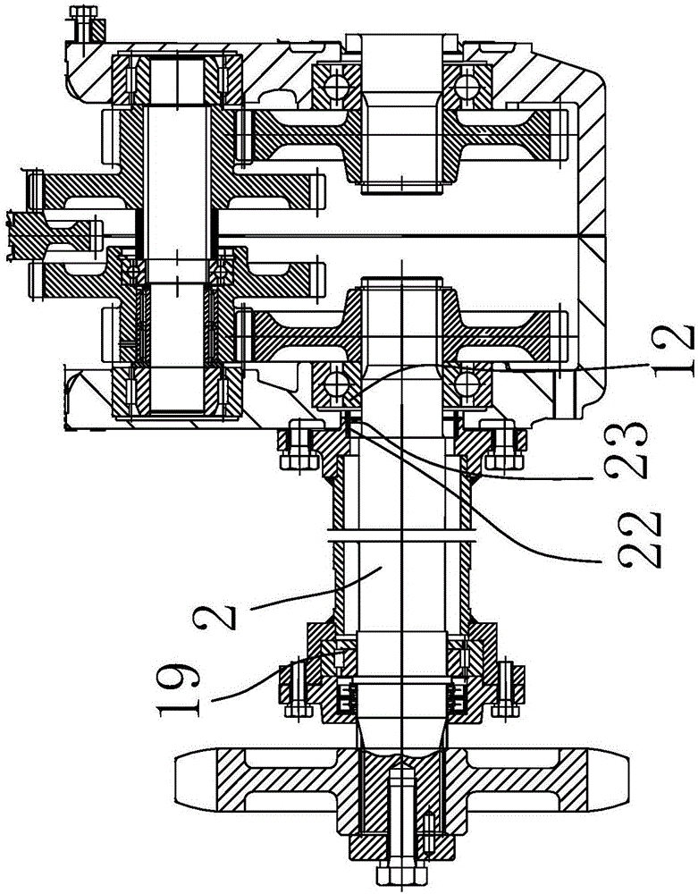 Walking power output mechanism of combine-harvester