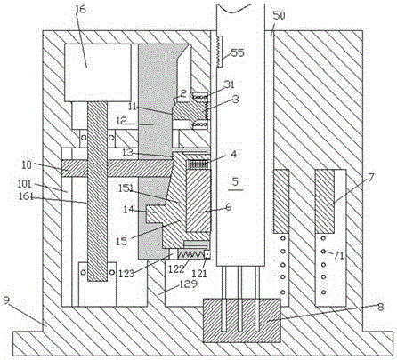 Building machinery power line connection locking device with return spring