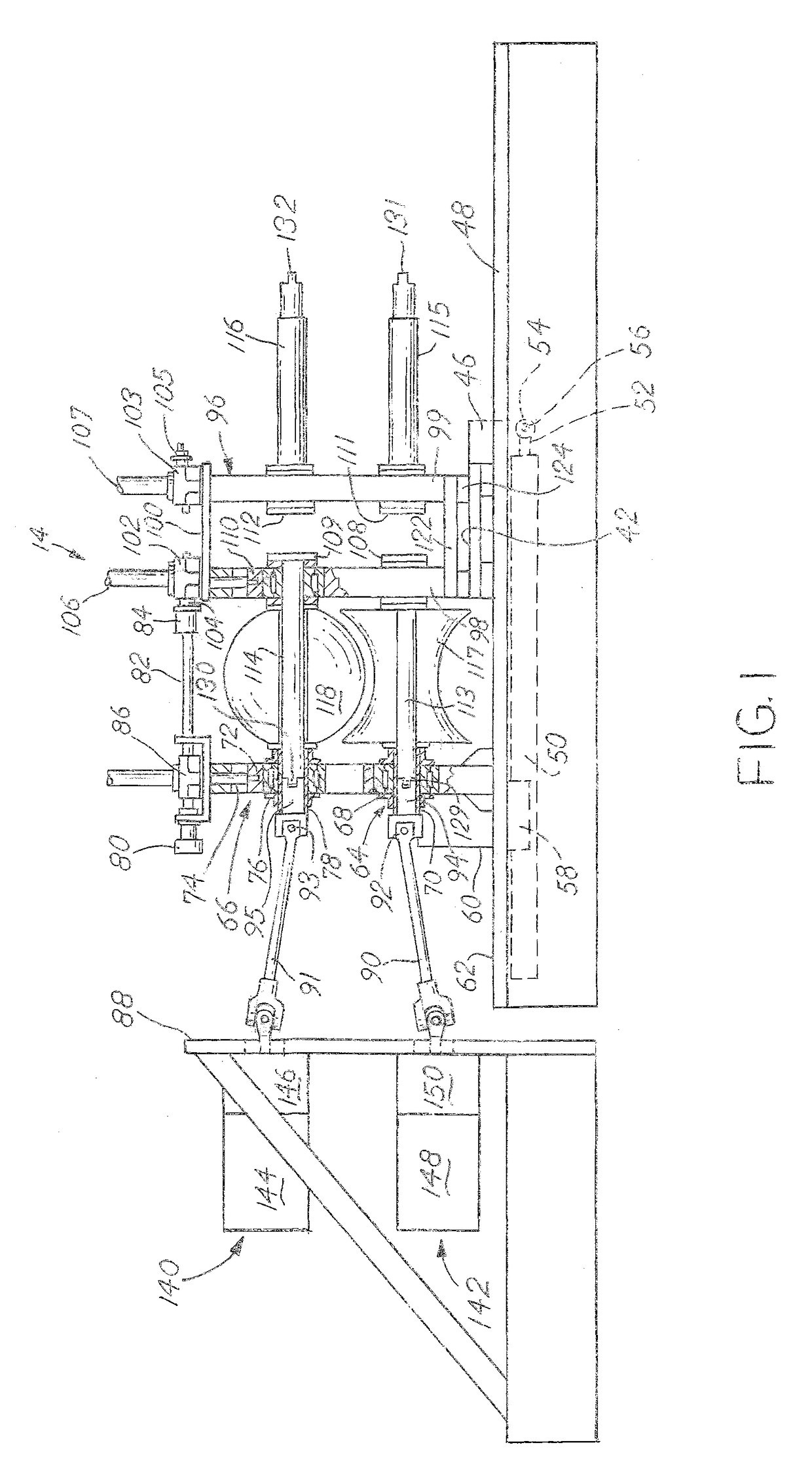 Torque balancing roll forming machine