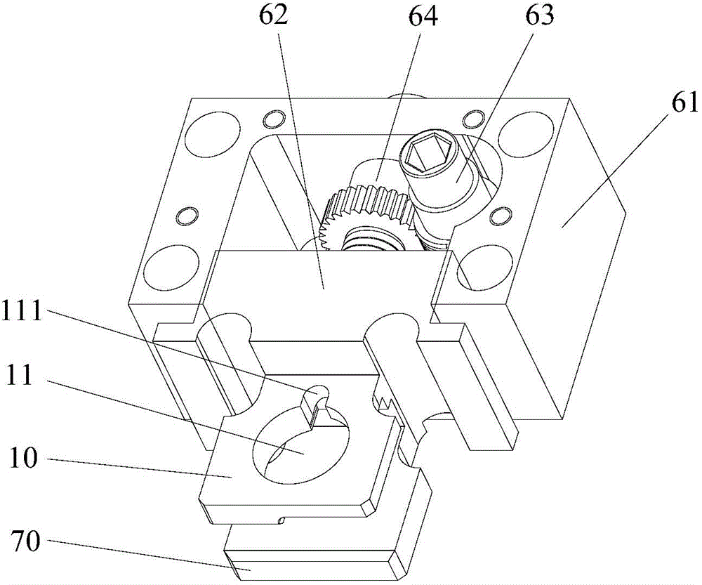 Distance adjusting device and LED (Light Emitting Diode) display device thereof