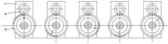 Parallel multi-head full-automatic reinforcing bar straightening and hoop bending device and use method thereof