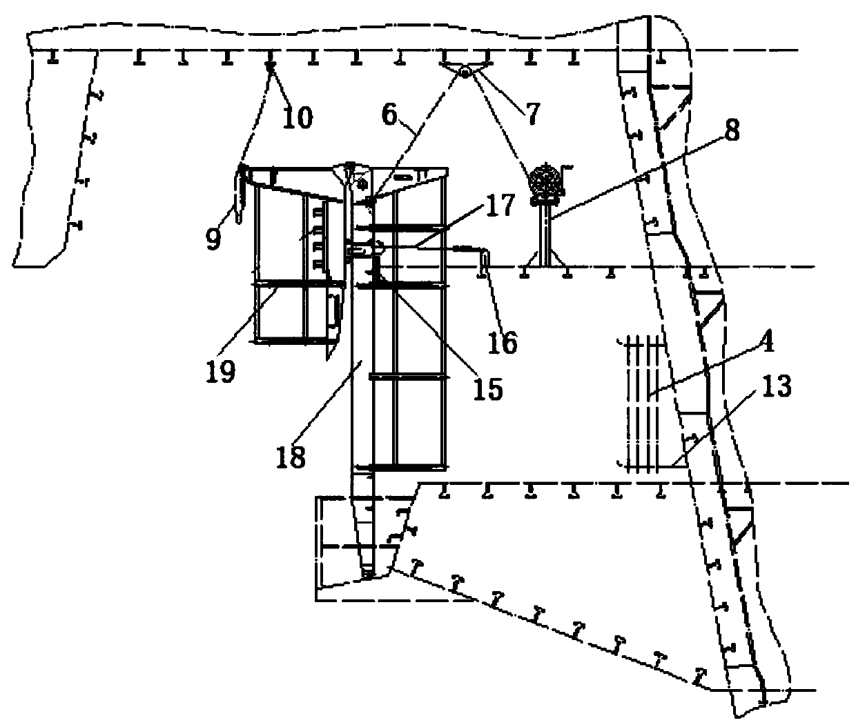 Long-span embarkation device for large ship