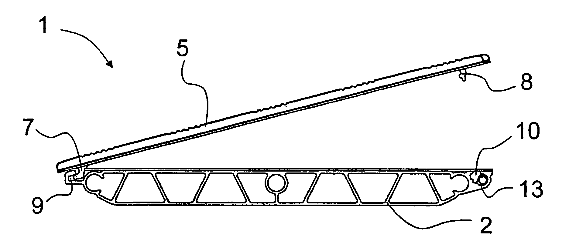 Pallet arrangement for a people mover