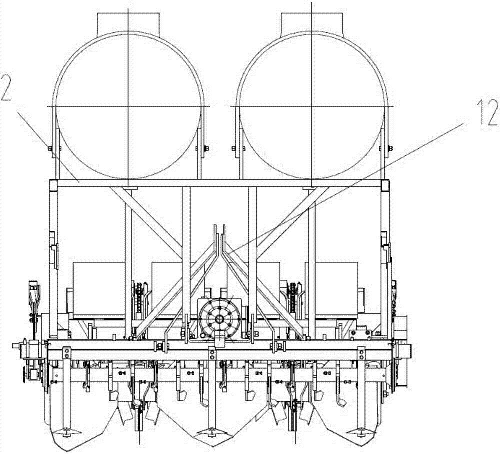 A traction-suspension combined type can sit on the water sweet potato compound transplanter