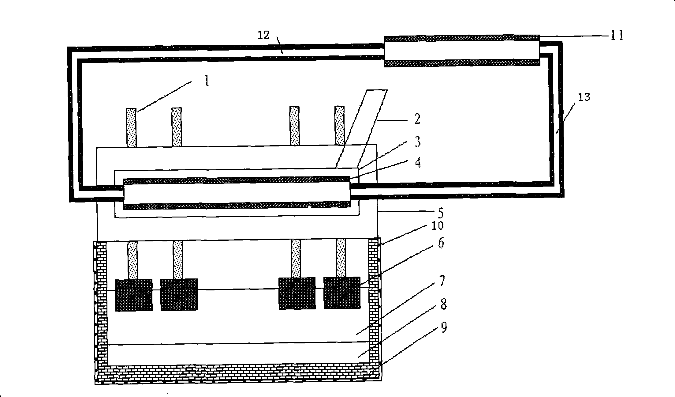 Method and device for reclaiming residual heat emitted by aluminum electrolysis bath