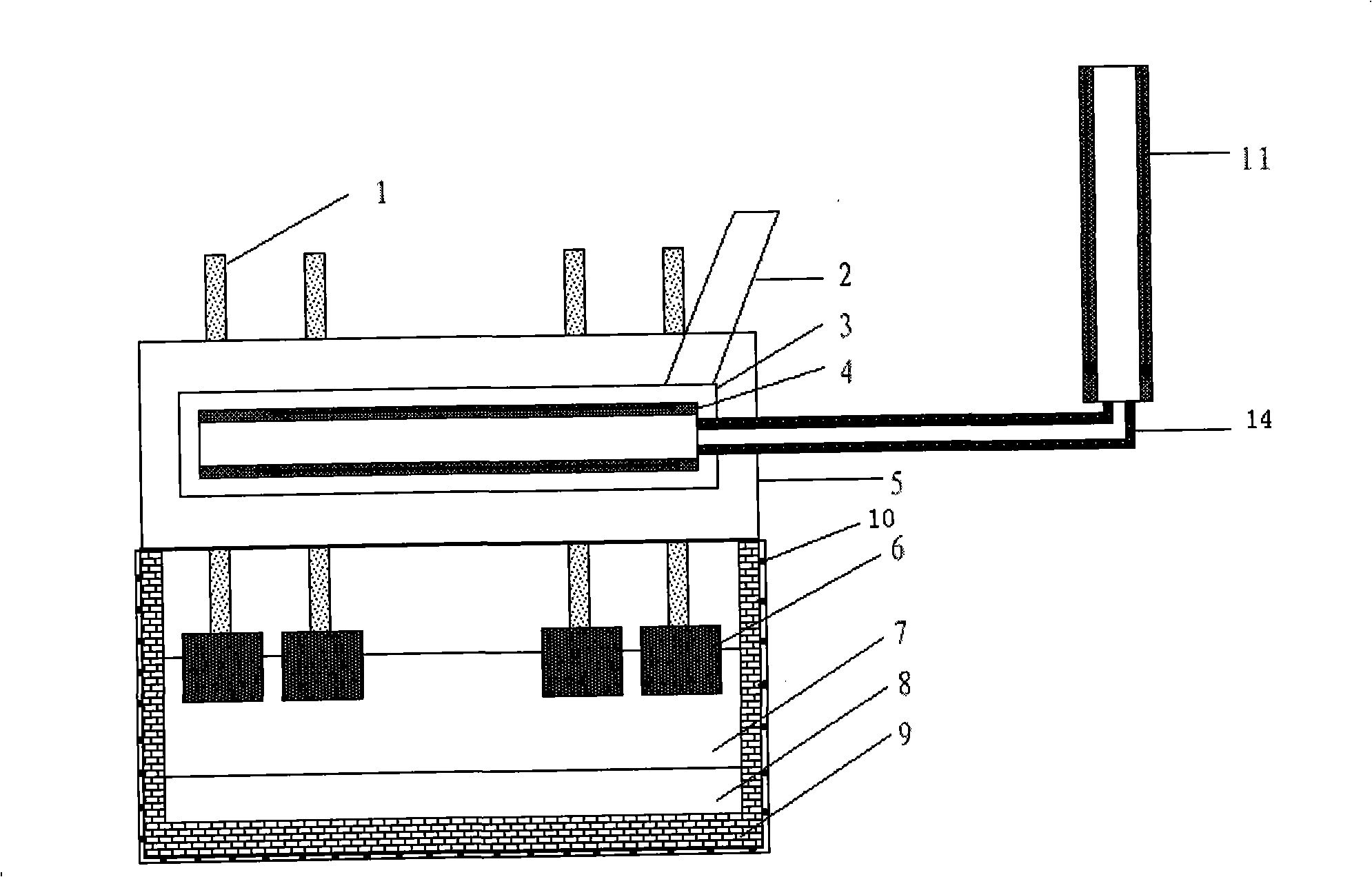 Method and device for reclaiming residual heat emitted by aluminum electrolysis bath