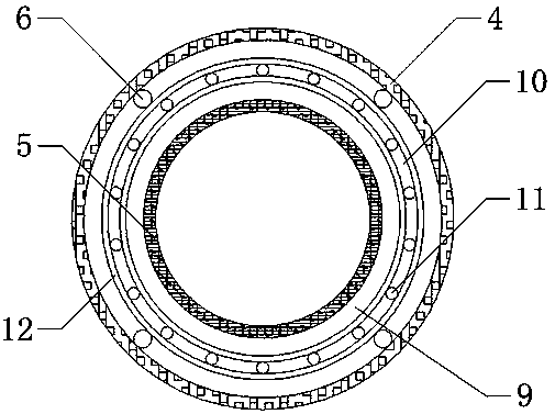 Reducing flexible connector for ship