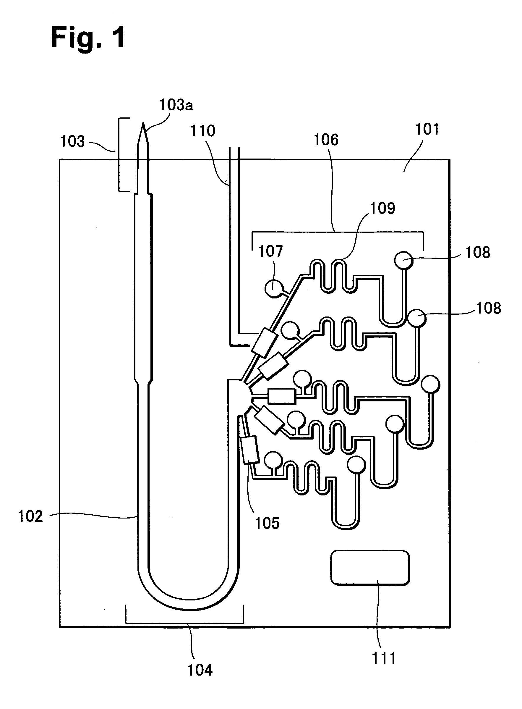 Blood analyzer and method of separating plasma