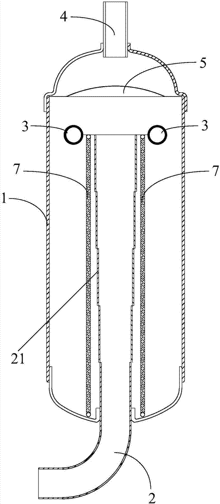 Liquid reservoir and compressor