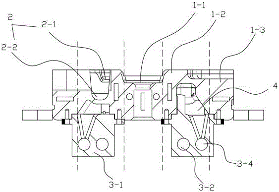 Cooling structure of busbar mold