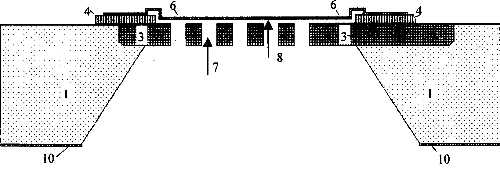 Microphone chip and its preparation method