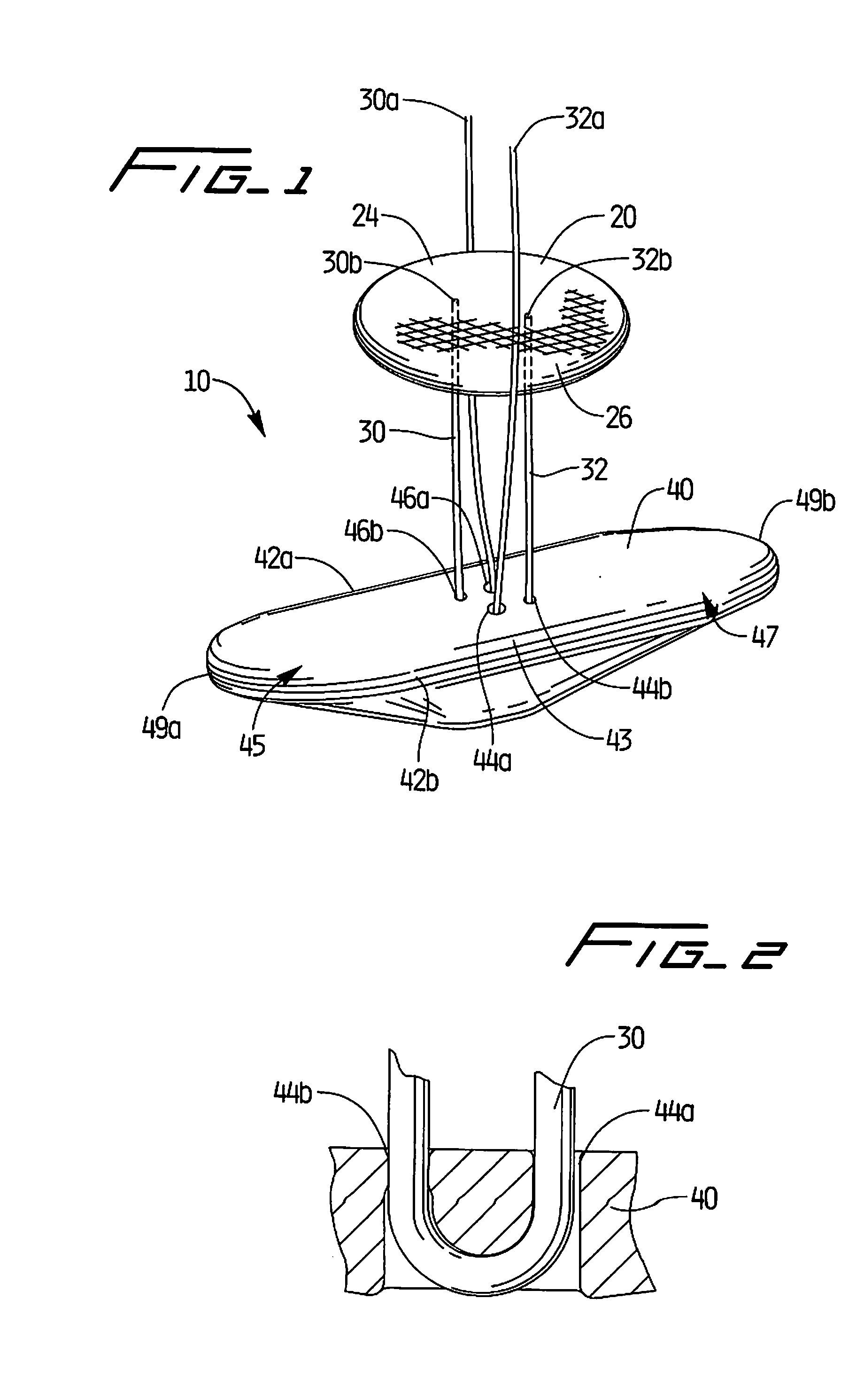 Vascular hole closure device