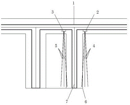 Early drainage method of mine chamber with heavy water