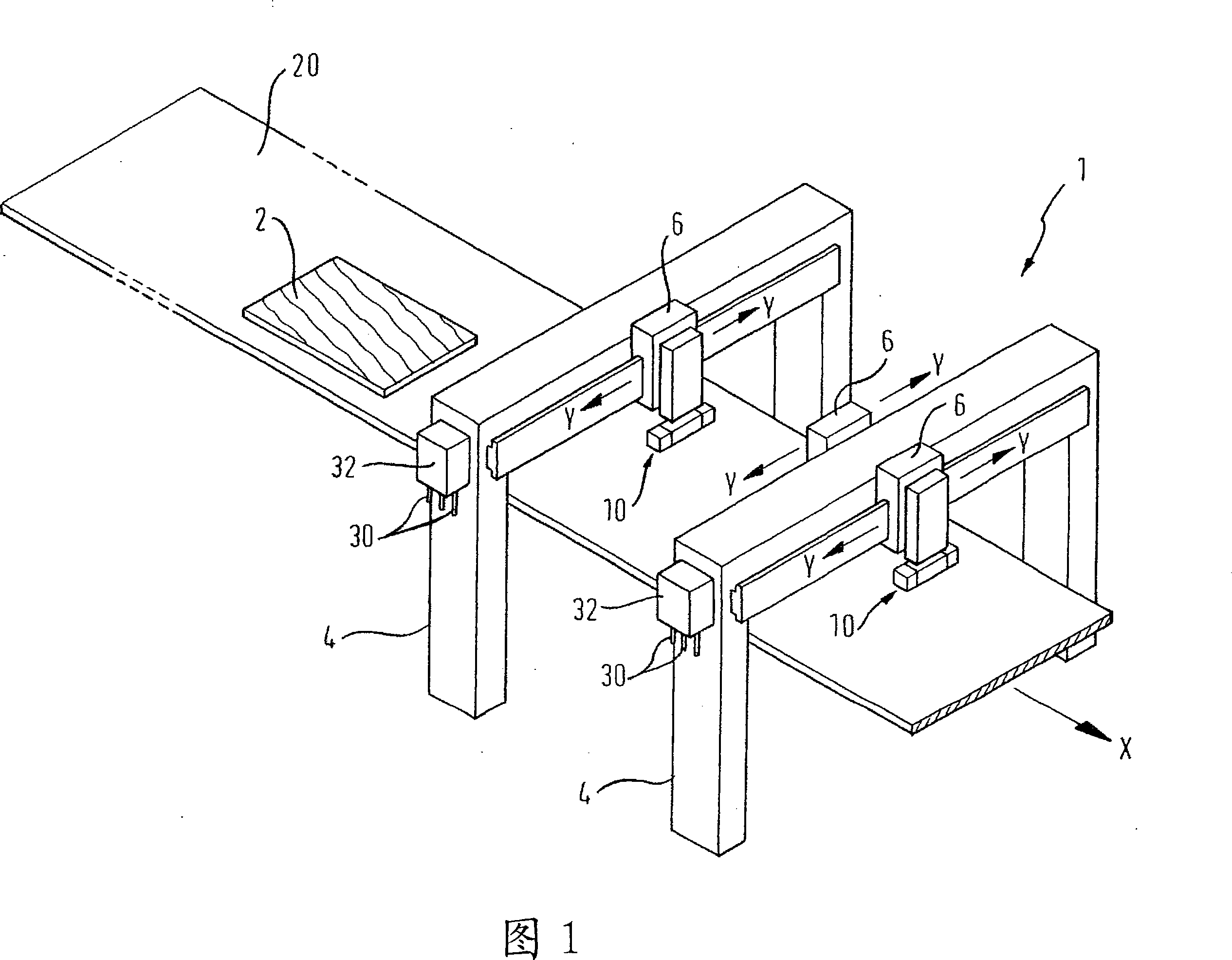 Device for patterning workpieces