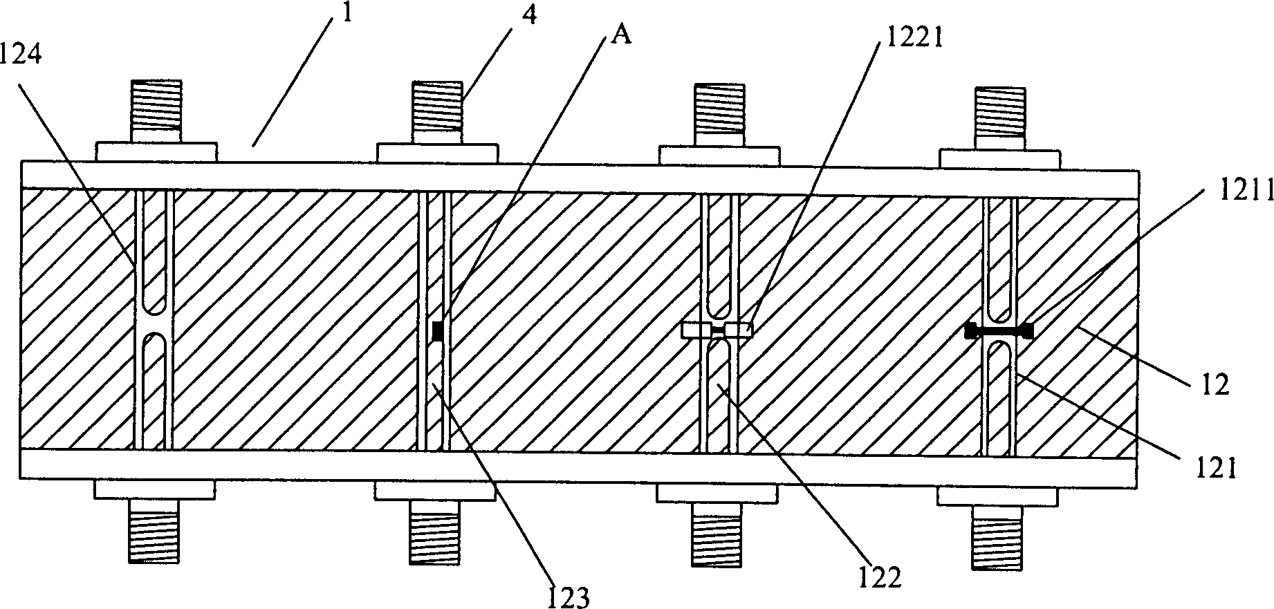 Microwave ceramic element detection clamp and device, and detection method thereof