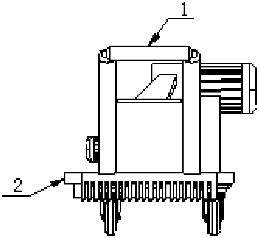 Device used for cleaning artificial turfs