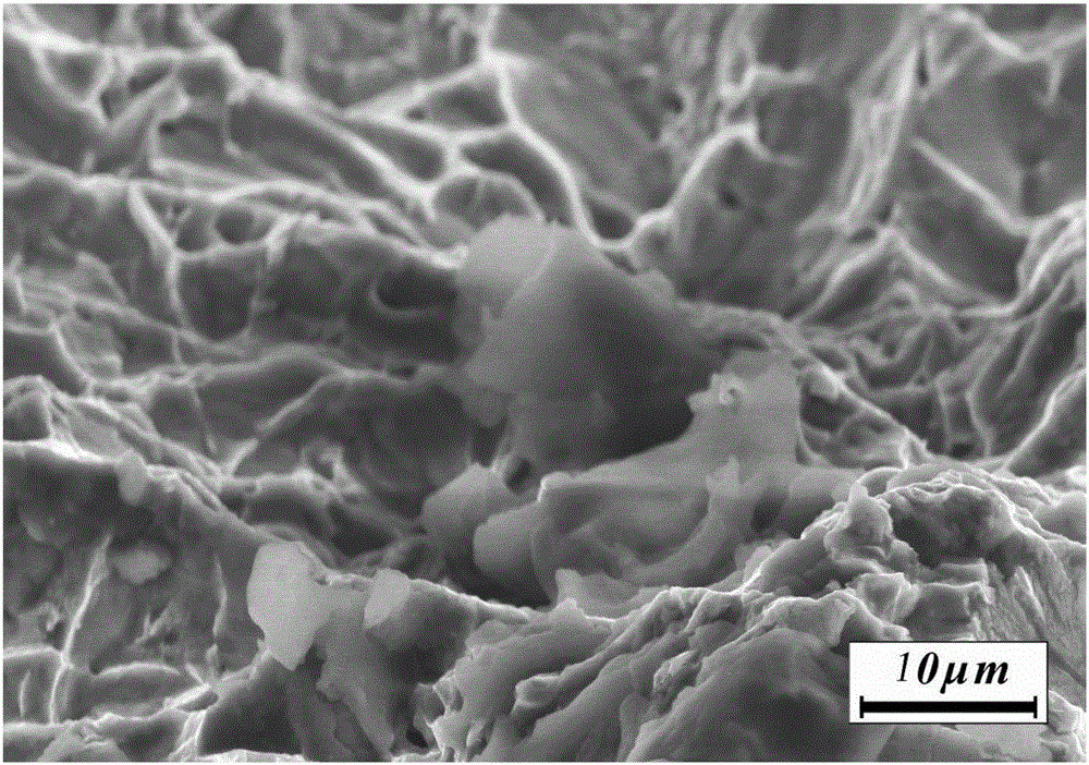 Low-content few-layer graphene intensified titanium-based composite material and preparation method