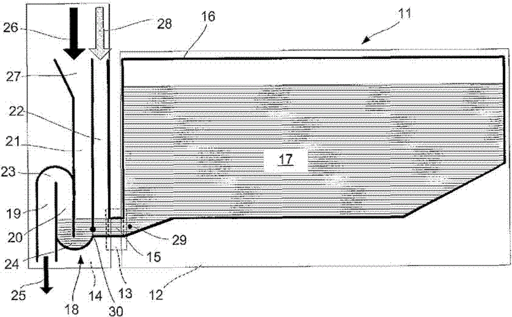 Automatically controlled laundry treatment machine having a detergent flushing device