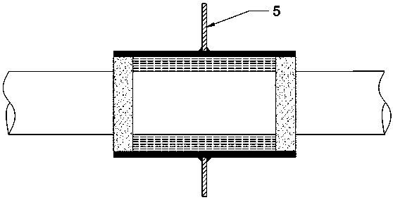 Titanium alloy tube cabin passing method for ship