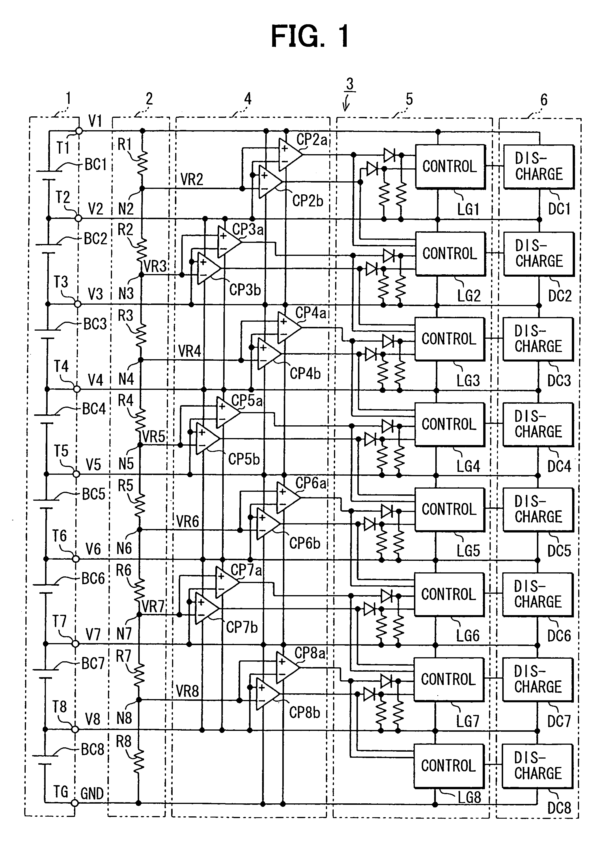 Cell voltage equalization apparatus for combined battery pack including circuit driven by power supplied by the combined battery pack