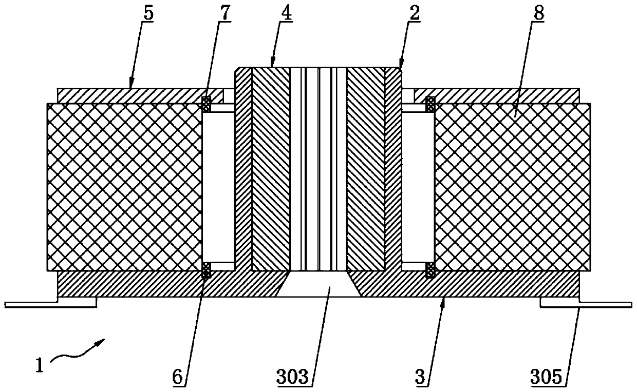 Double-station-diameter square loudspeaker T-yoke