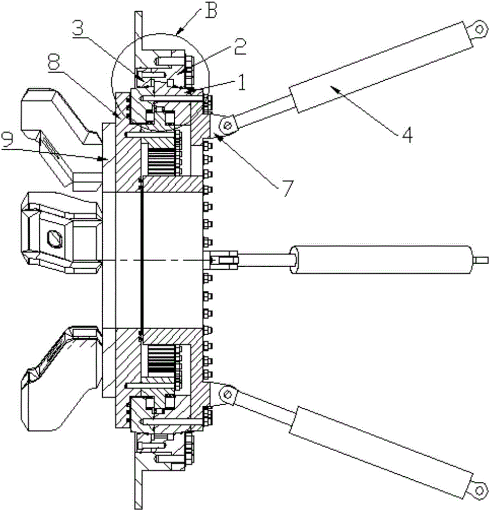 Main driving device of angle adjustable shield tunneling machine