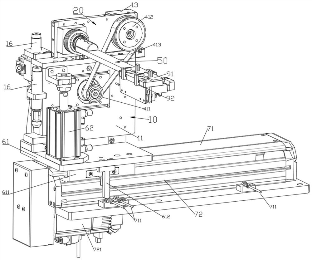 Large-angle turnover mechanism and automatic wrapping cloth buckling machine