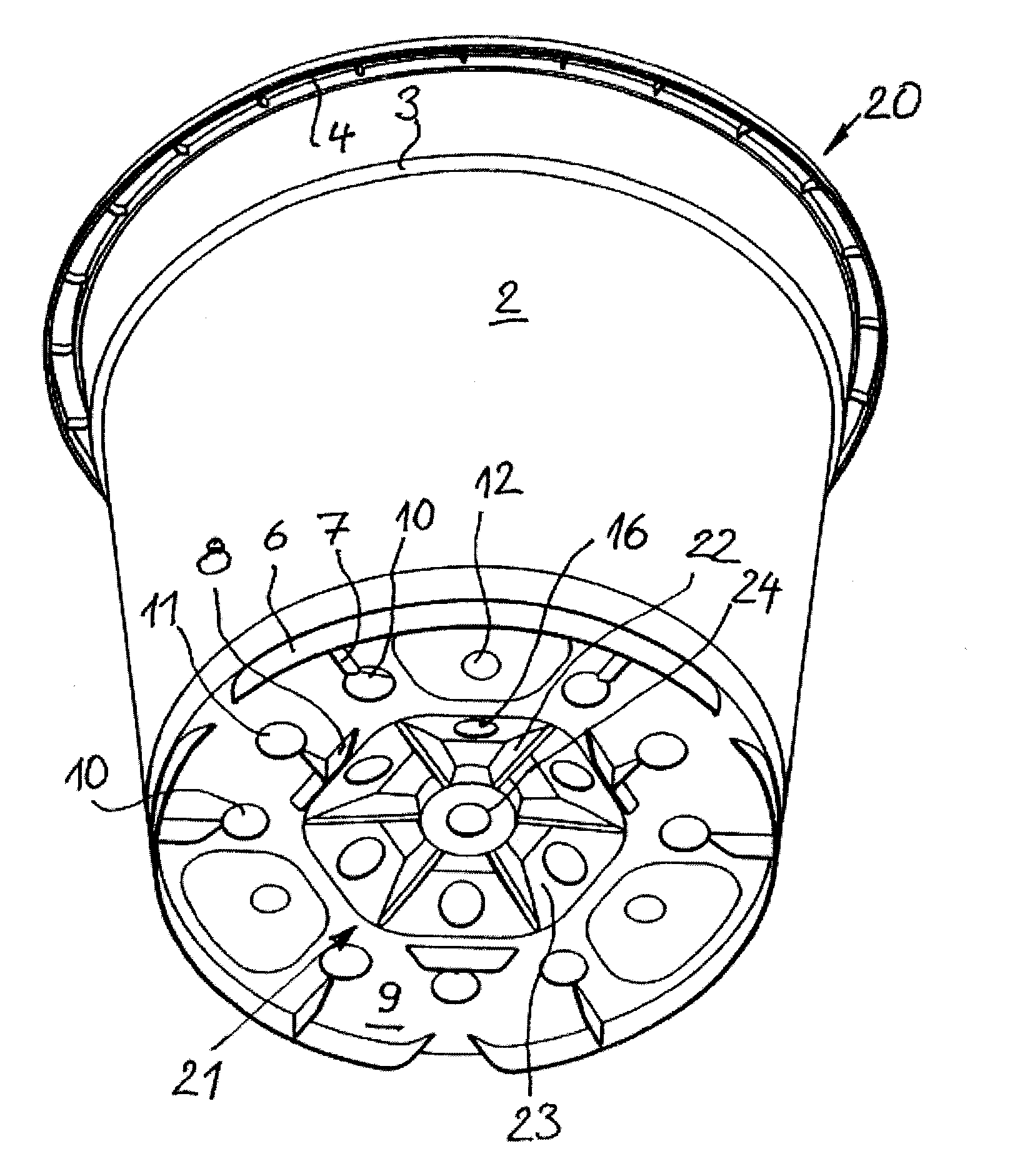 Plastic plant pot