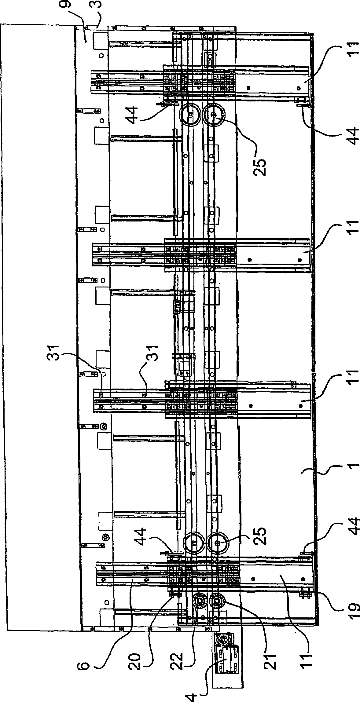 Gap-bridging device for train platforms